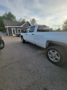 Chevrolet Silverado 3500 W/T Crew Cab 4WD 6.0L