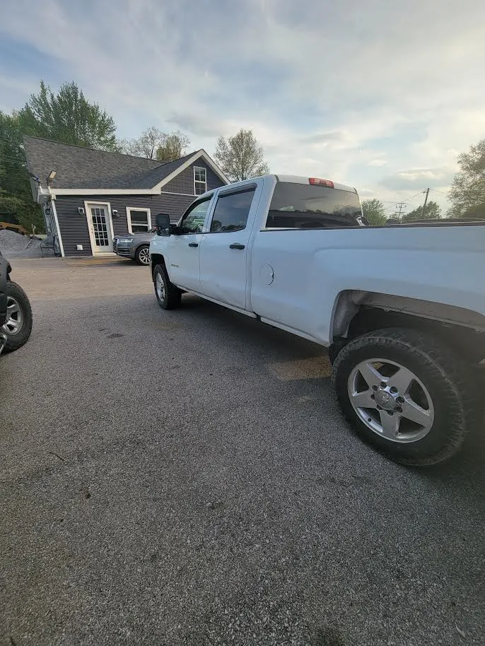 Chevrolet Silverado 3500 W/T Crew Cab 4WD 6.0L
